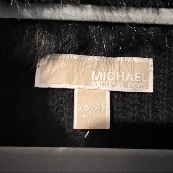 Michael Kors Faux Fur Vest - Picture 5 of 10